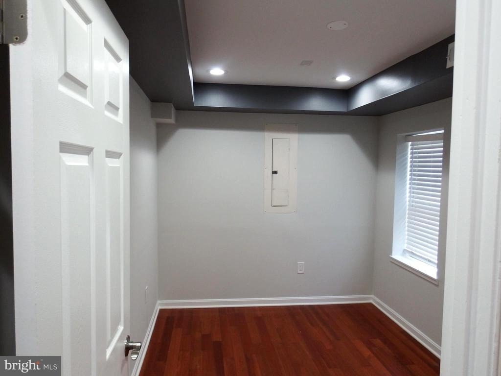 924 S Robinson Street - Photo 6