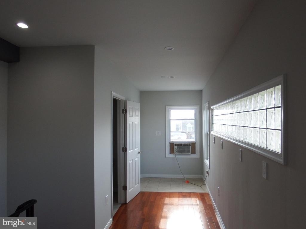 924 S Robinson Street - Photo 15