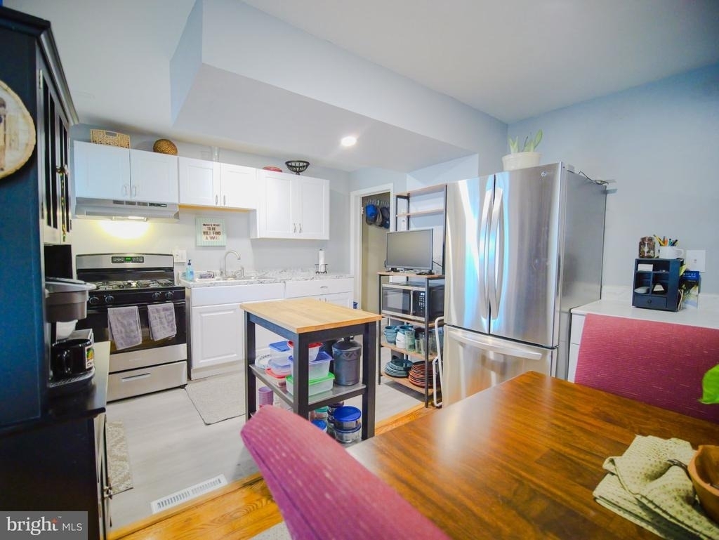 4011 Balfern Avenue - Photo 5