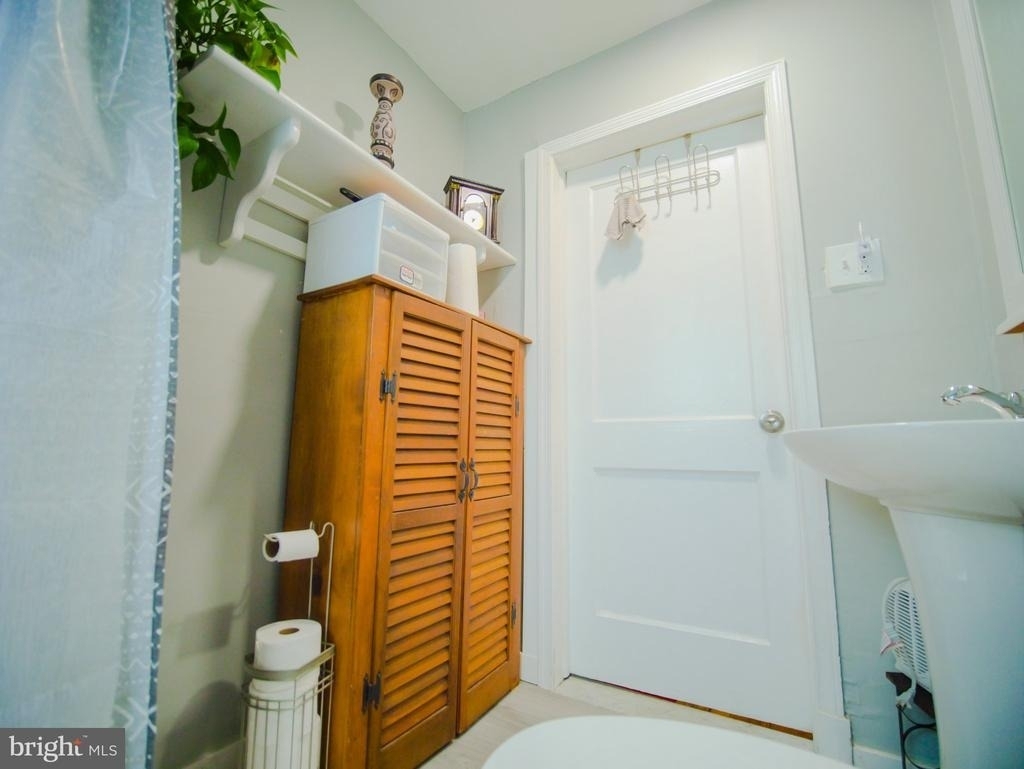 4011 Balfern Avenue - Photo 7