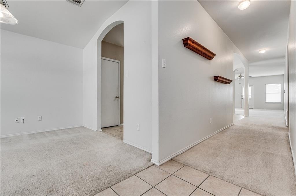 602 Golden Gate Dr - Photo 11