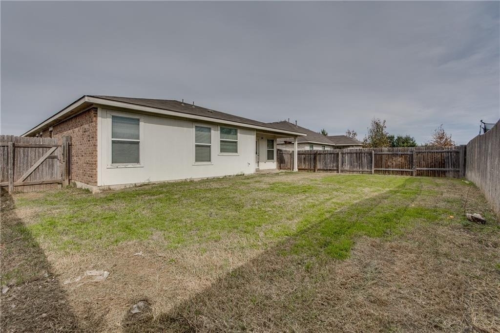 602 Golden Gate Dr - Photo 20