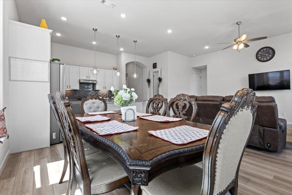 1812 David Ezra St - Photo 12