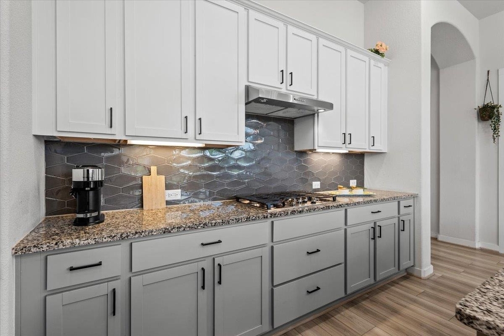 1812 David Ezra St - Photo 8