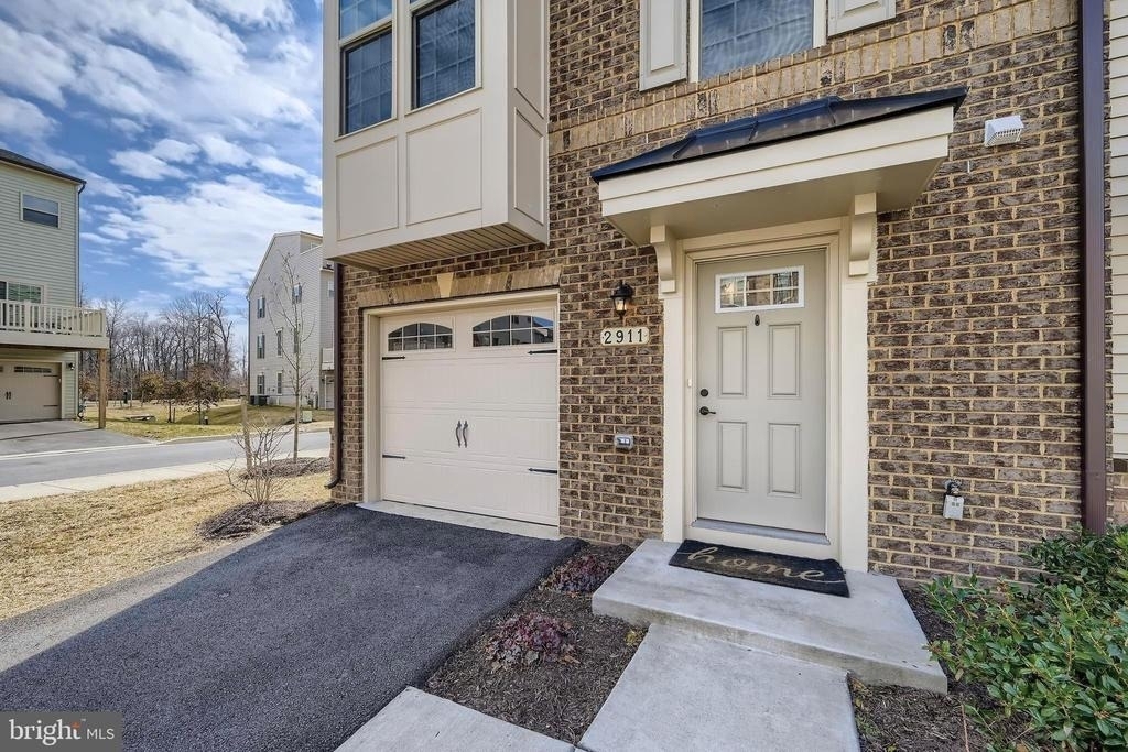 2911 Stagg Lane - Photo 1