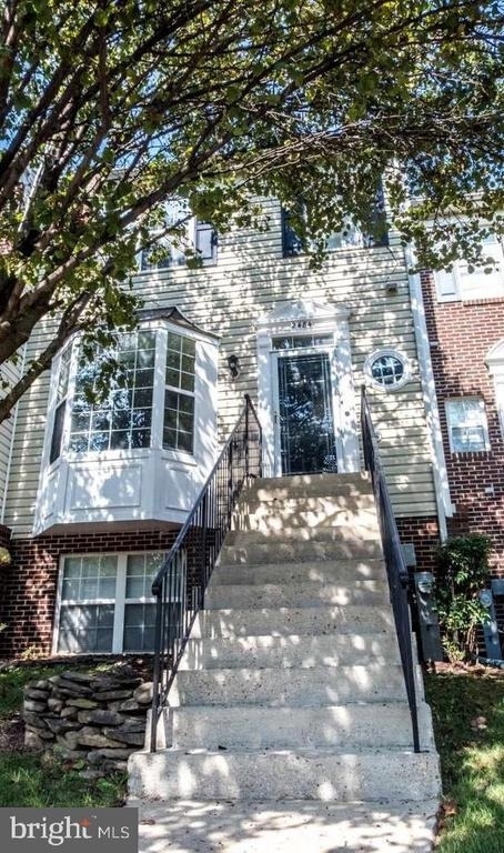 2484 Revere Court - Photo 0