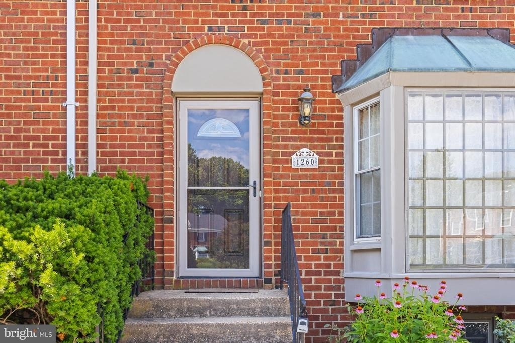 1260 Masters Drive - Photo 1