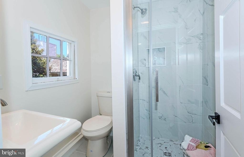 179 Green Street - Photo 17
