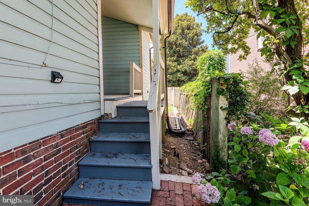 179 Green Street - Photo 35