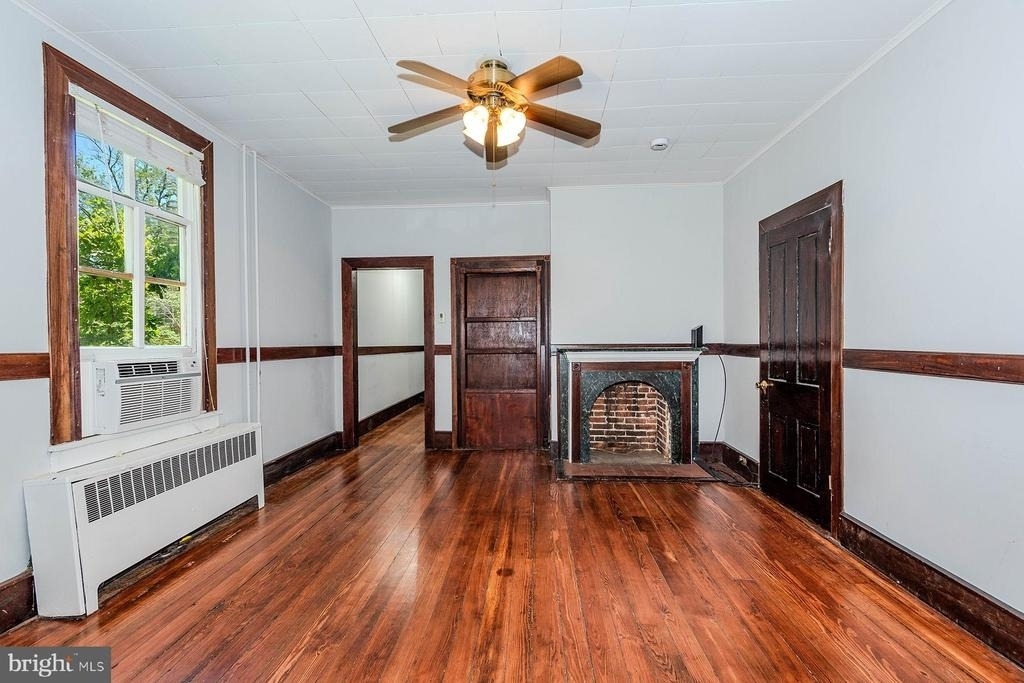 179 Green Street - Photo 9