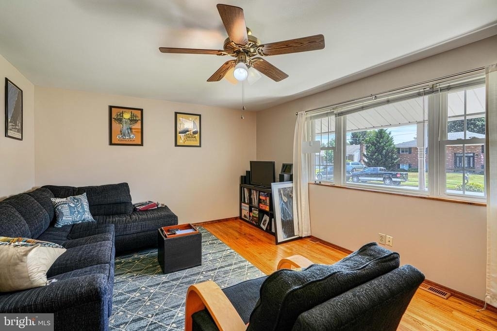 280 Mackintosh Drive - Photo 17