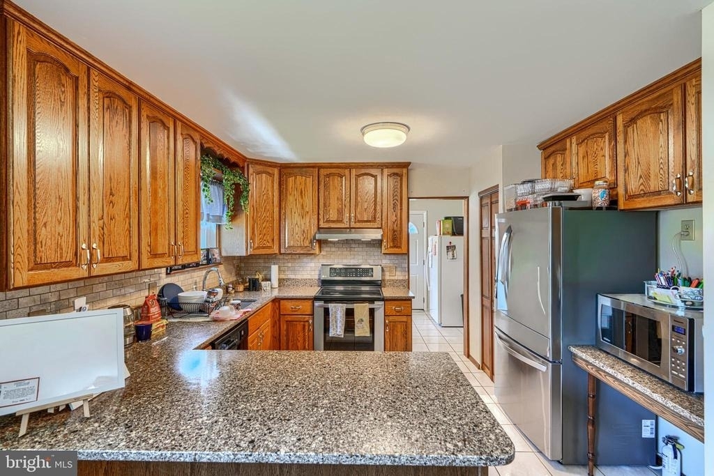 280 Mackintosh Drive - Photo 10