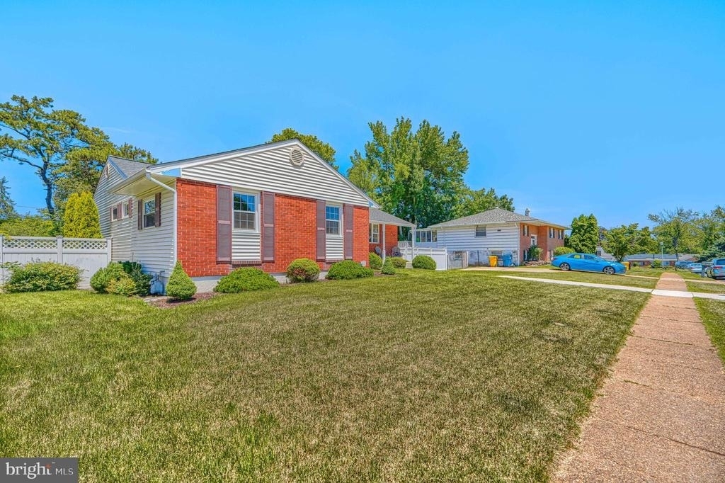 280 Mackintosh Drive - Photo 54