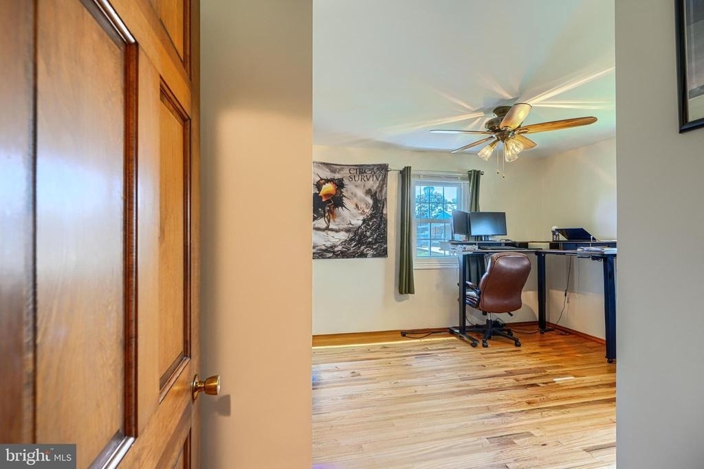 280 Mackintosh Drive - Photo 41