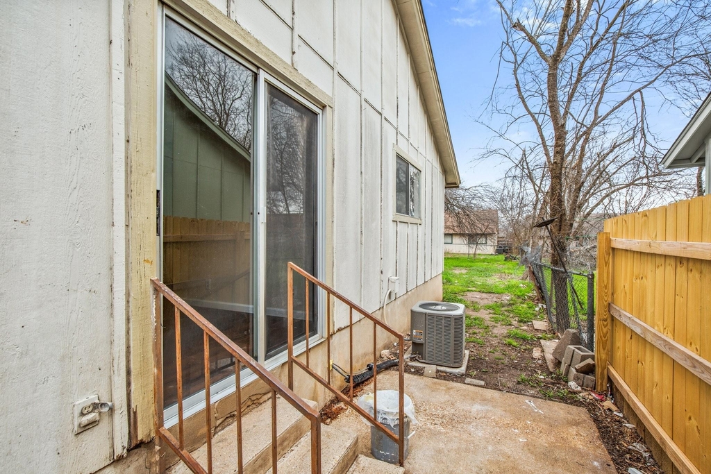 10711 Lanshire Dr - Photo 19
