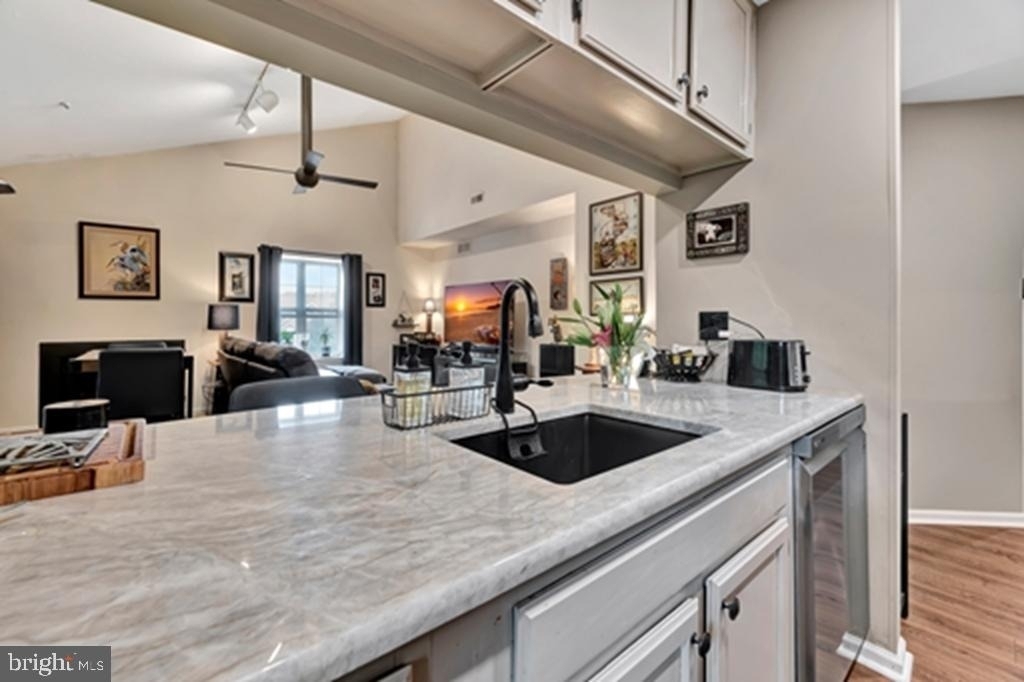 3143 Charing Cross - Photo 9
