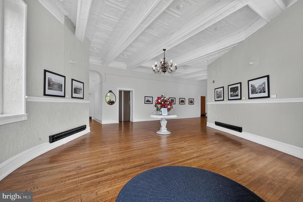 2400 Baynard Boulevard - Photo 2