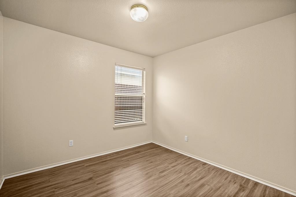 1225 Orchard Park Cir - Photo 16