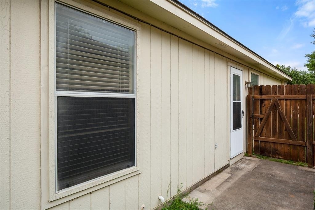 1225 Orchard Park Cir - Photo 22