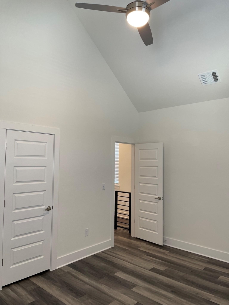 6901 Carver Ave - Photo 22