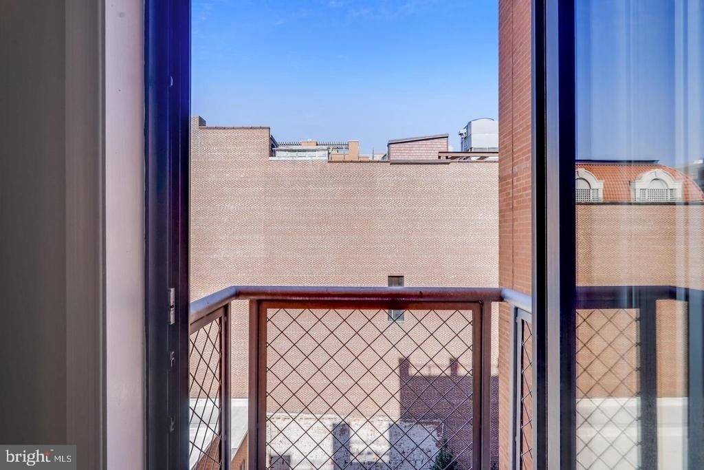 631 D Street Nw - Photo 19