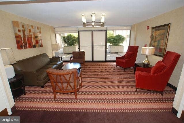 950 25th Street Nw - Photo 2