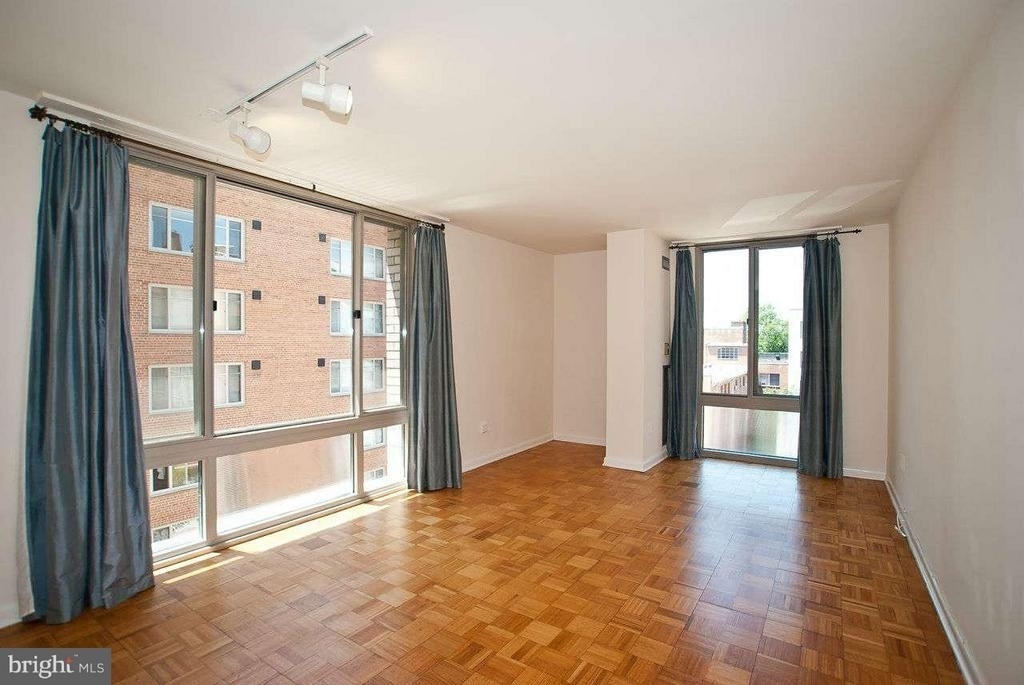 950 25th Street Nw - Photo 6