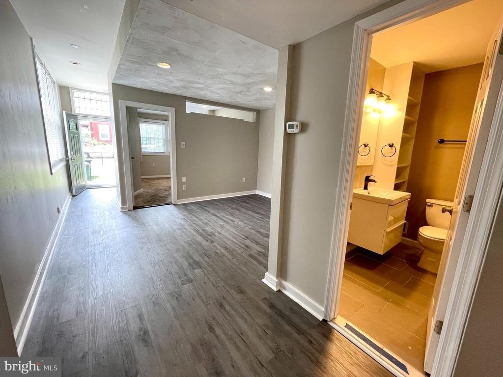 819 12th Street Ne - Photo 3