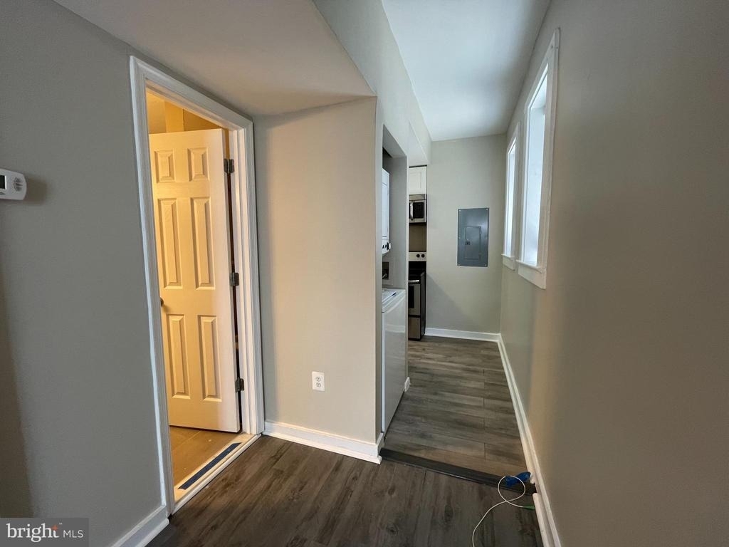 819 12th Street Ne - Photo 4