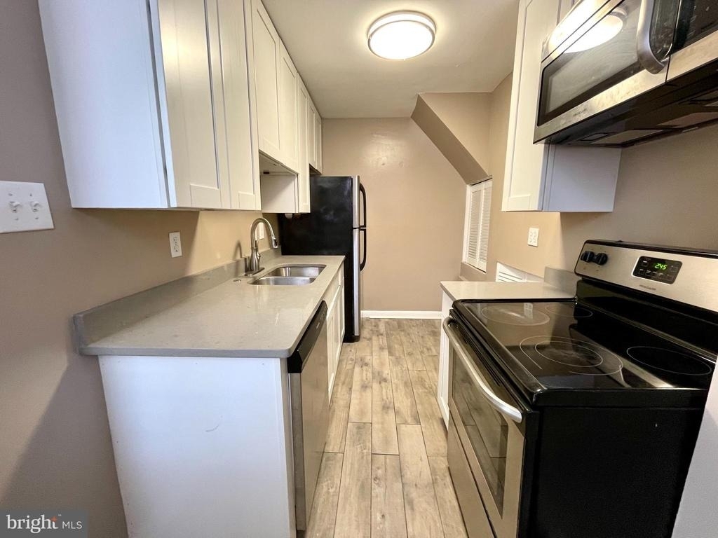 819 12th Street Ne - Photo 5