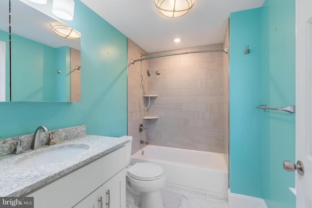 4226 Ellicott Street Nw - Photo 16