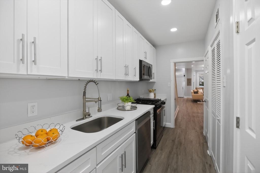 1221 I Street Ne - Photo 13