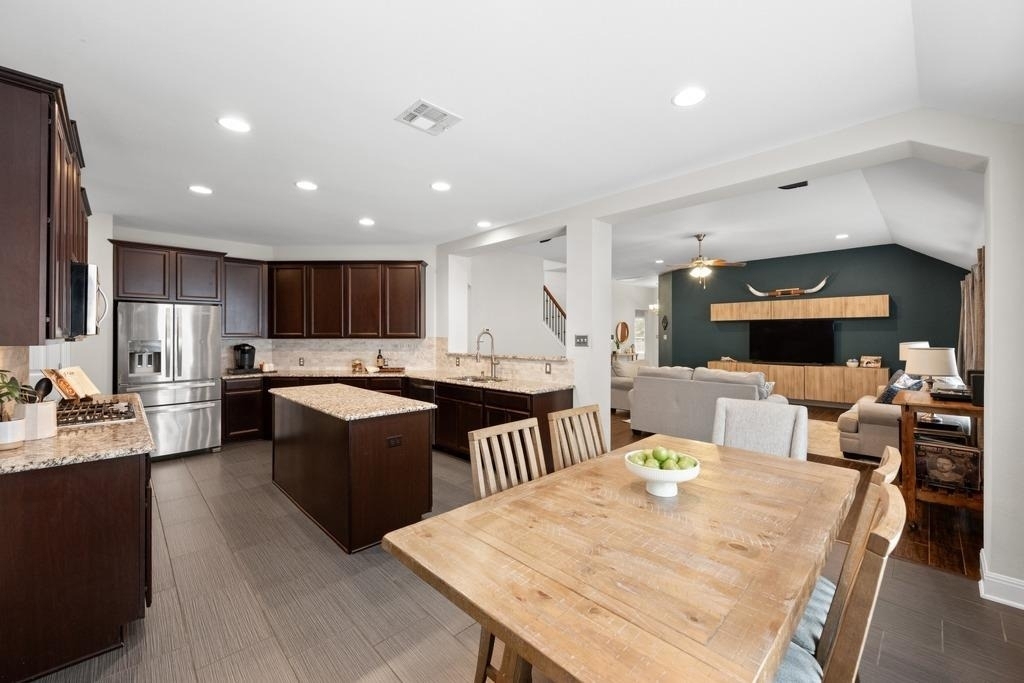 18404 Deleon Bayou Ln - Photo 6