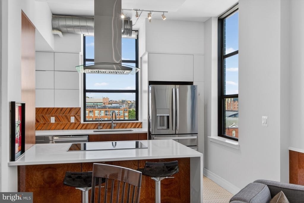 2020 12th Street Nw - Photo 3