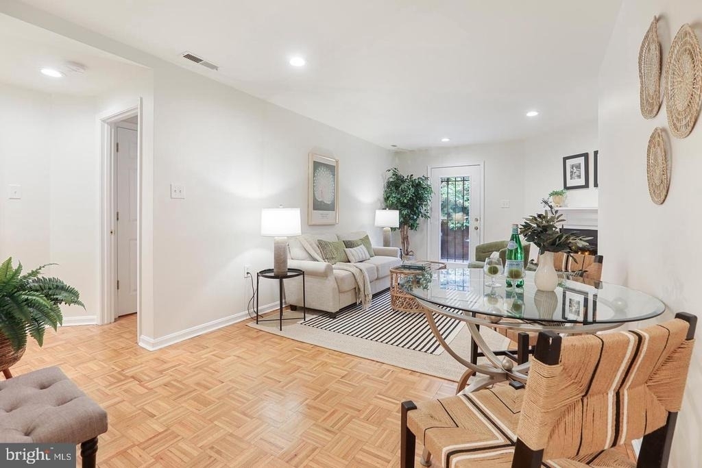 1331 Vermont Avenue Nw - Photo 5