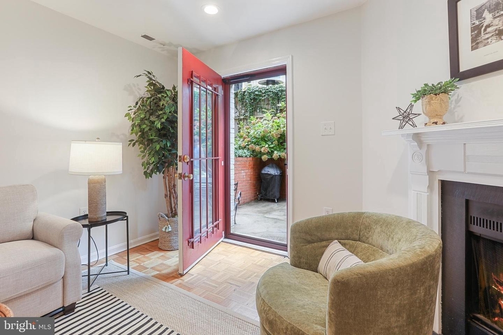 1331 Vermont Avenue Nw - Photo 6