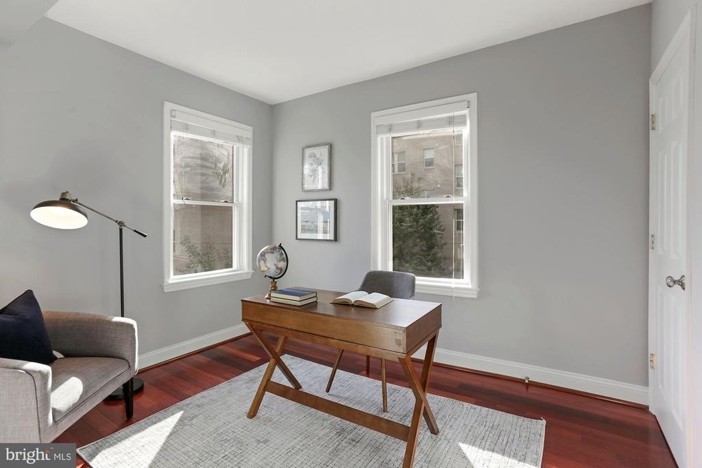 215 T Street Ne - Photo 16