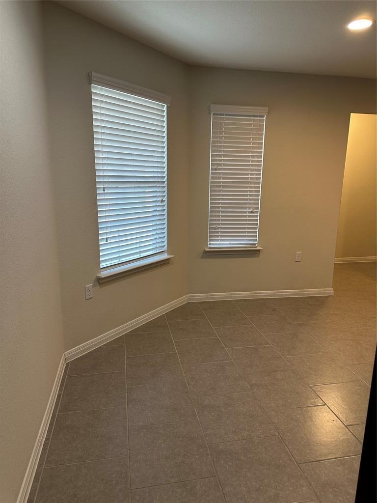 410 Holiday Creek Ln - Photo 8