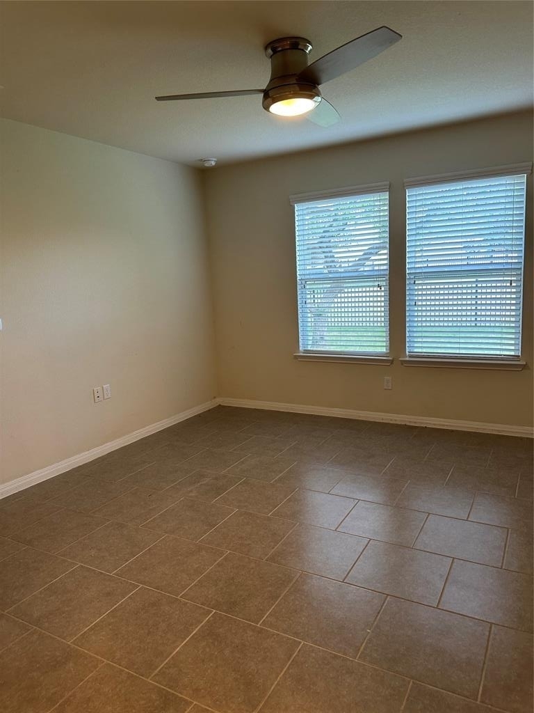 410 Holiday Creek Ln - Photo 13