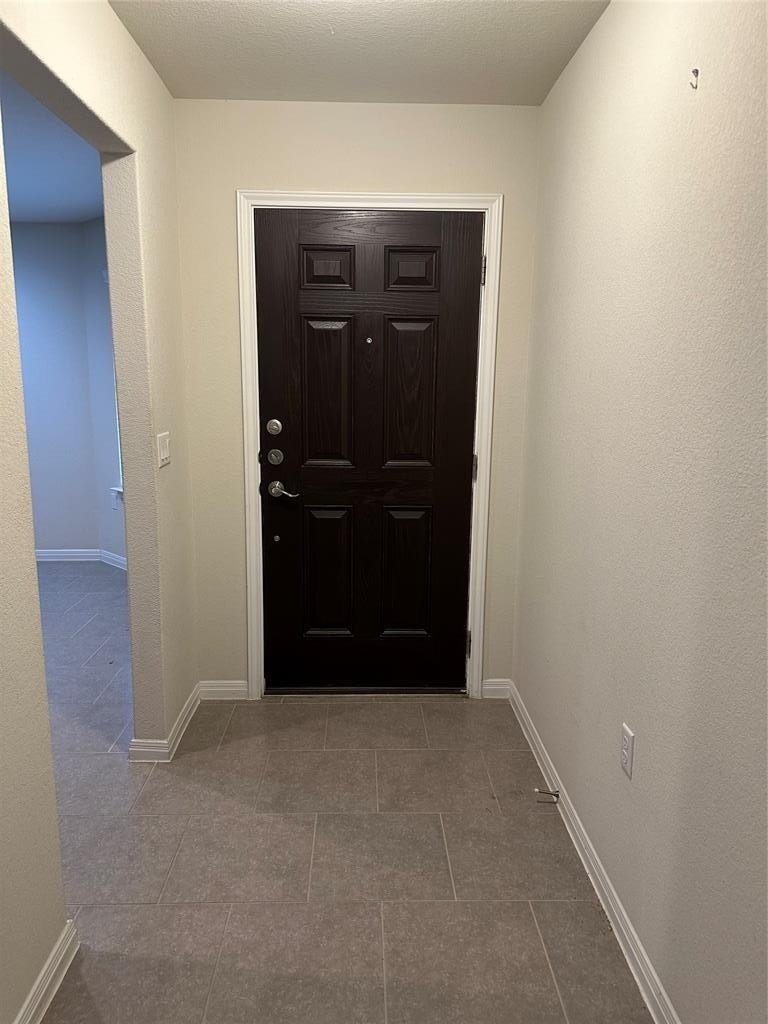 410 Holiday Creek Ln - Photo 2