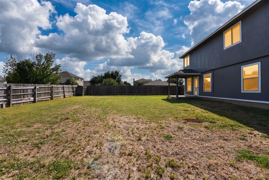802 Rubles Ct - Photo 21
