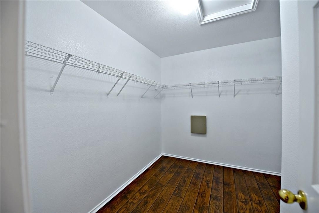 802 Rubles Ct - Photo 14