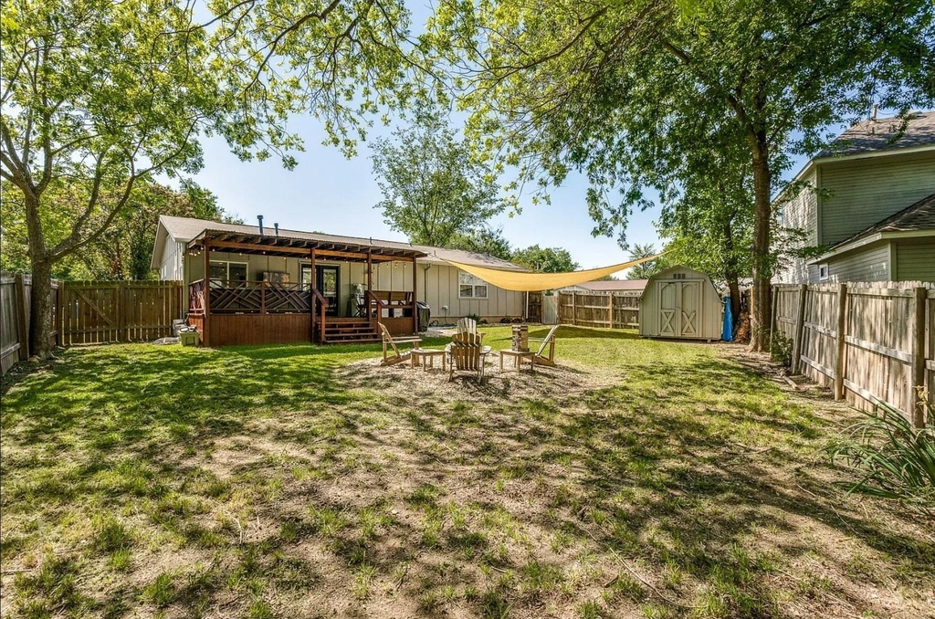 748 Wales Way - Photo 18