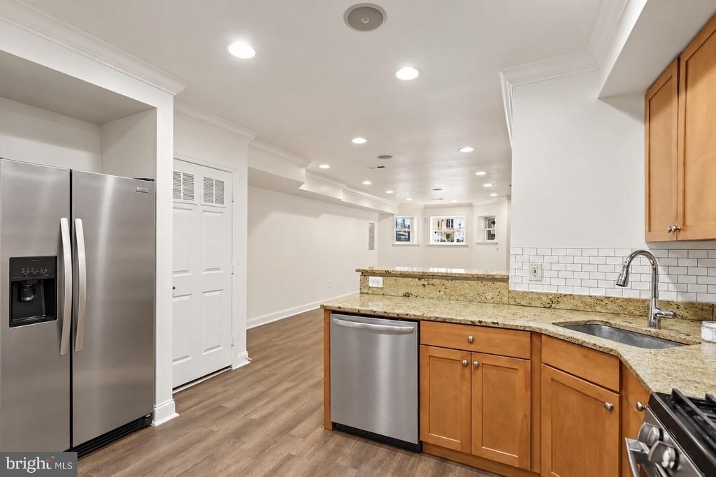 35 Rhode Island Avenue Nw - Photo 9