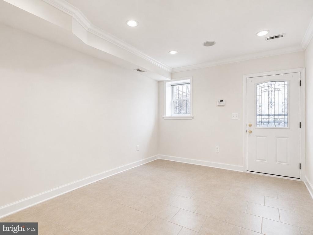 35 Rhode Island Avenue Nw - Photo 6
