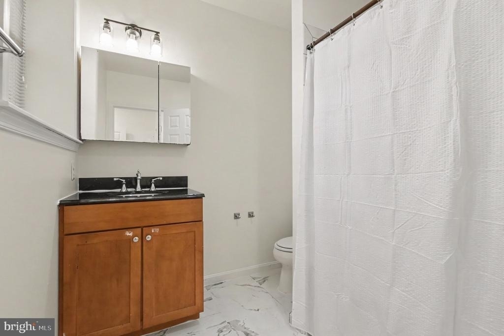 35 Rhode Island Avenue Nw - Photo 24