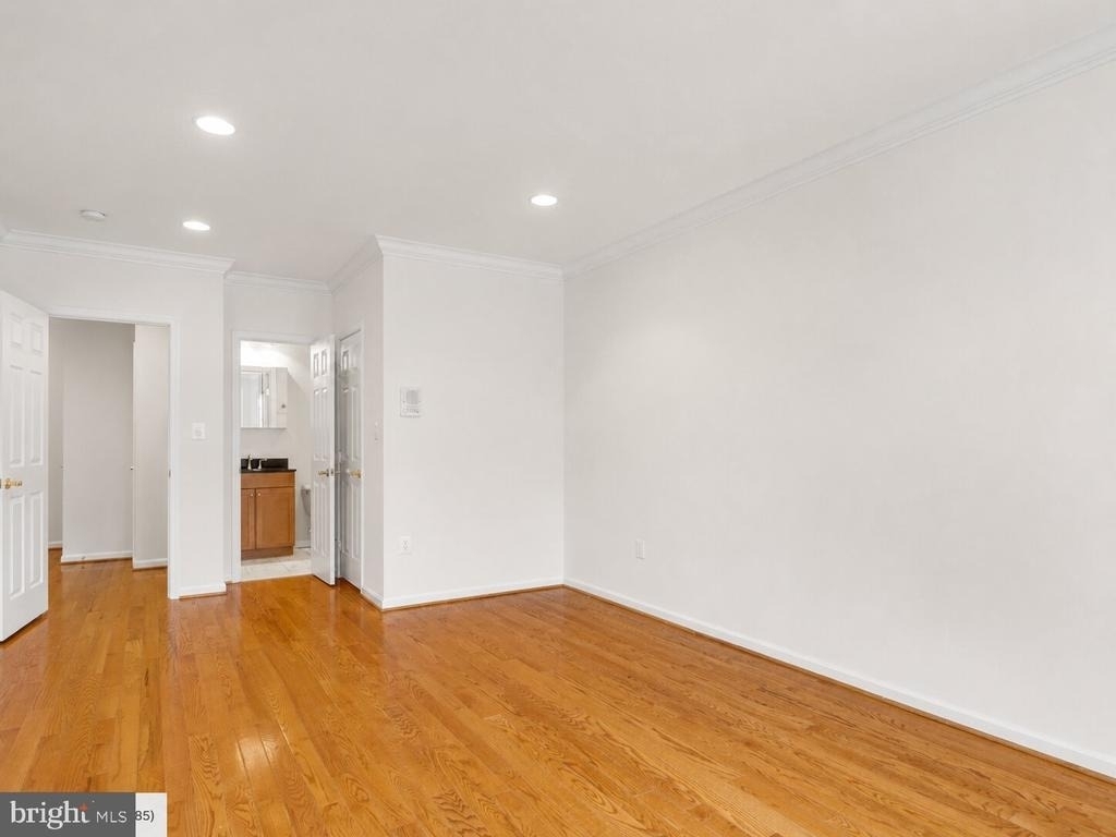 35 Rhode Island Avenue Nw - Photo 11