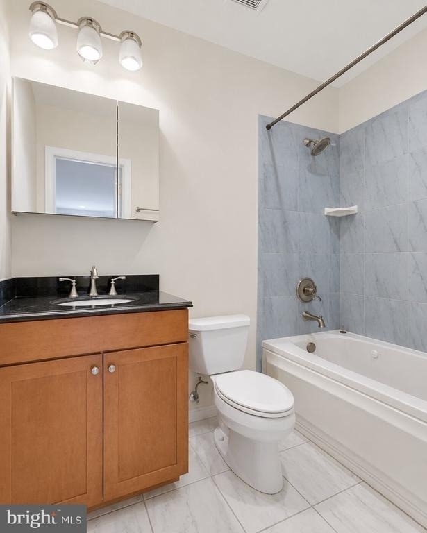35 Rhode Island Avenue Nw - Photo 18