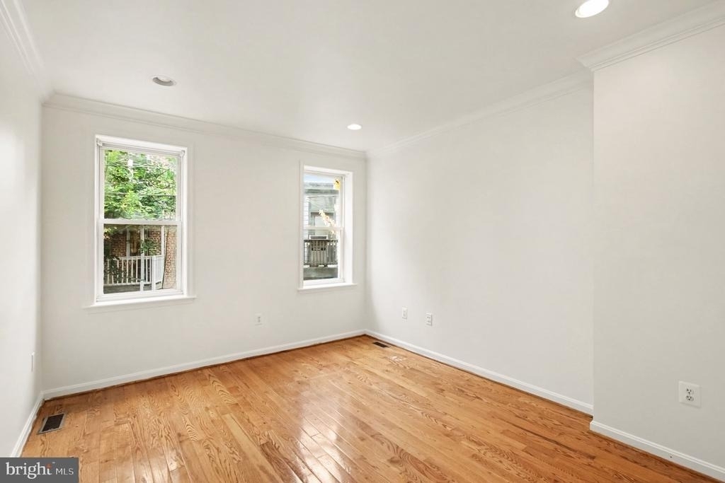 35 Rhode Island Avenue Nw - Photo 20