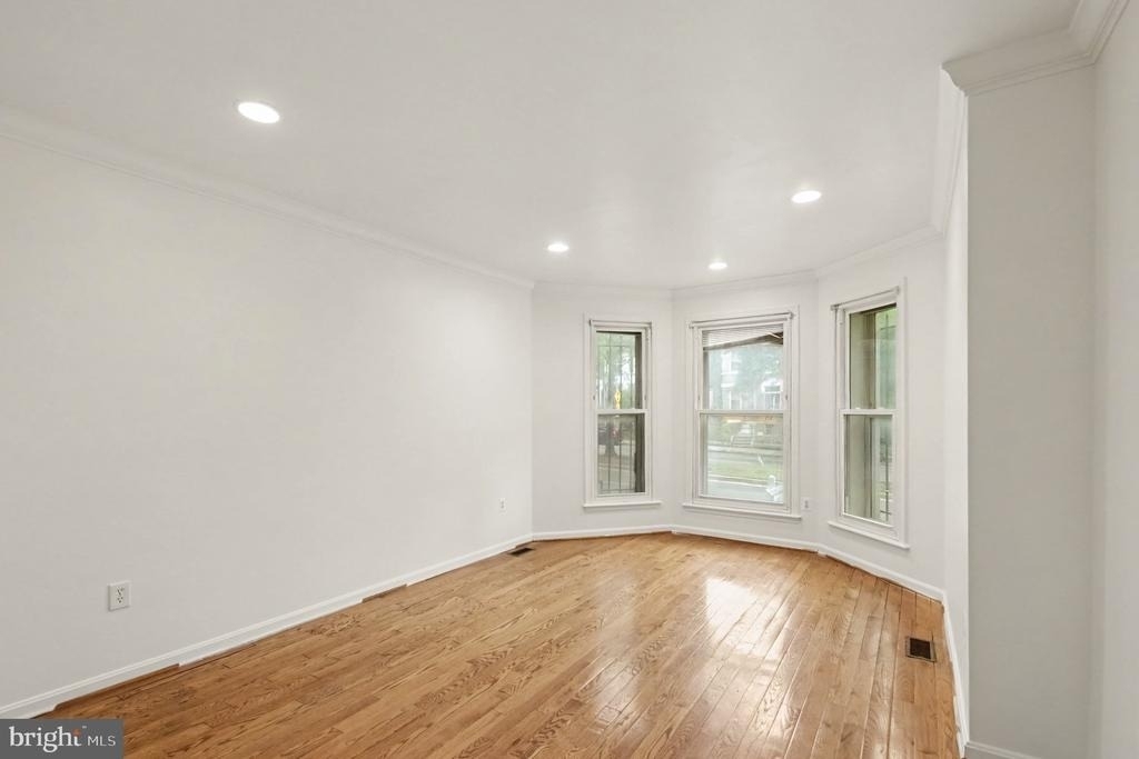 35 Rhode Island Avenue Nw - Photo 16